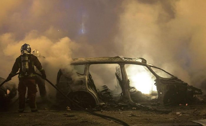 «Iniciación a la narrativa de ficción de género negro, policial o criminal”.